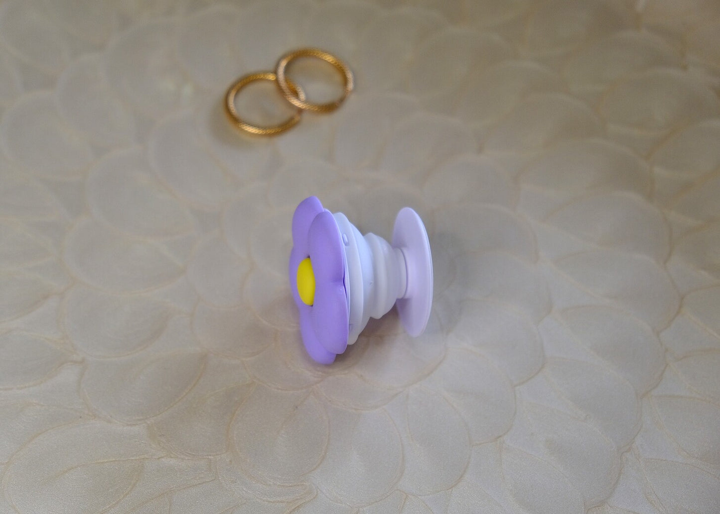 Lilac Purple Flower Phone Grip